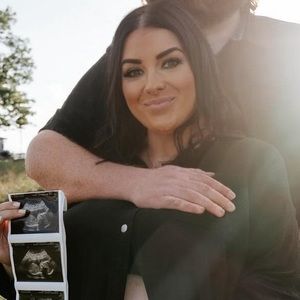 Meet your Posher, Lexye